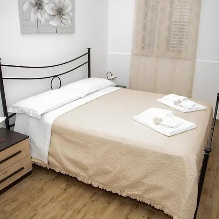 Casamia Bed & Breakfast *